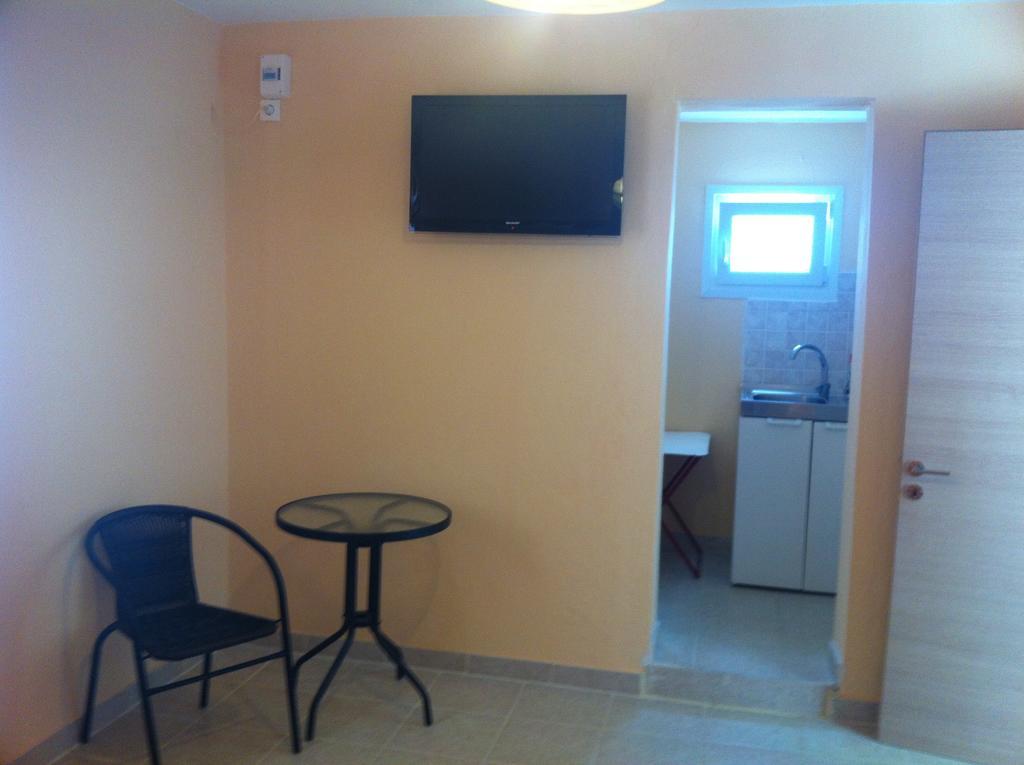 Melissa Rooms Agios Kirykos  ห้อง รูปภาพ