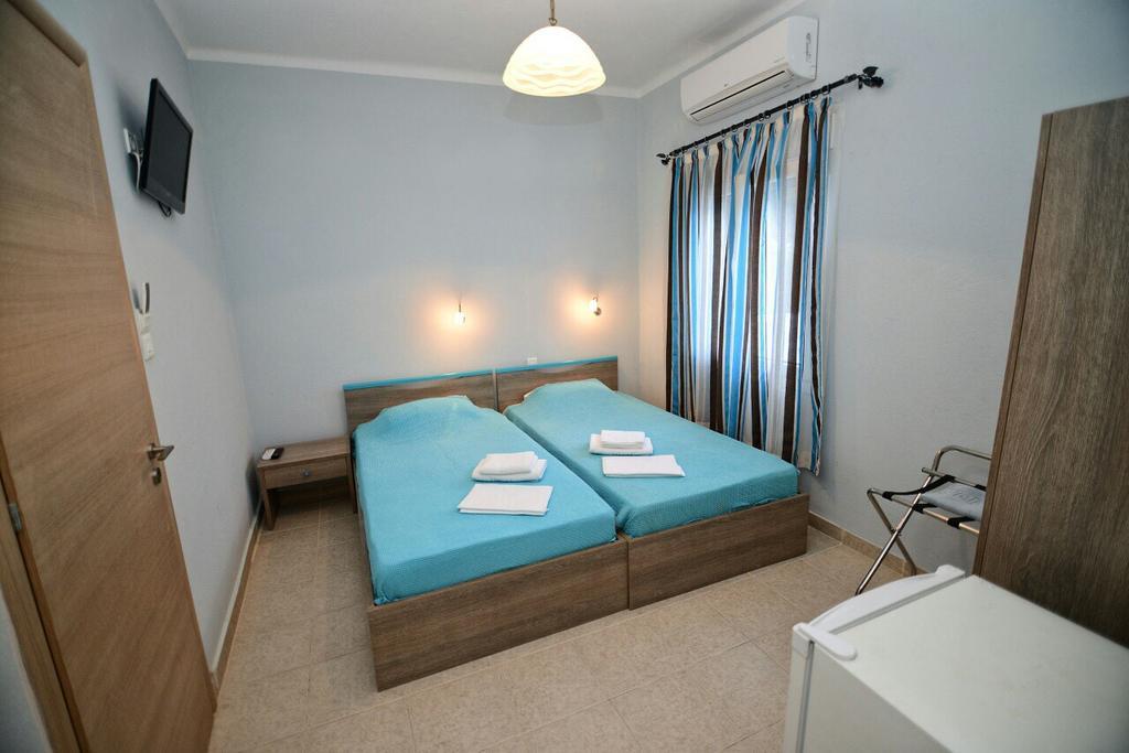 Melissa Rooms Agios Kirykos  ภายนอก รูปภาพ